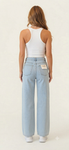 Jeans A light blue wash
